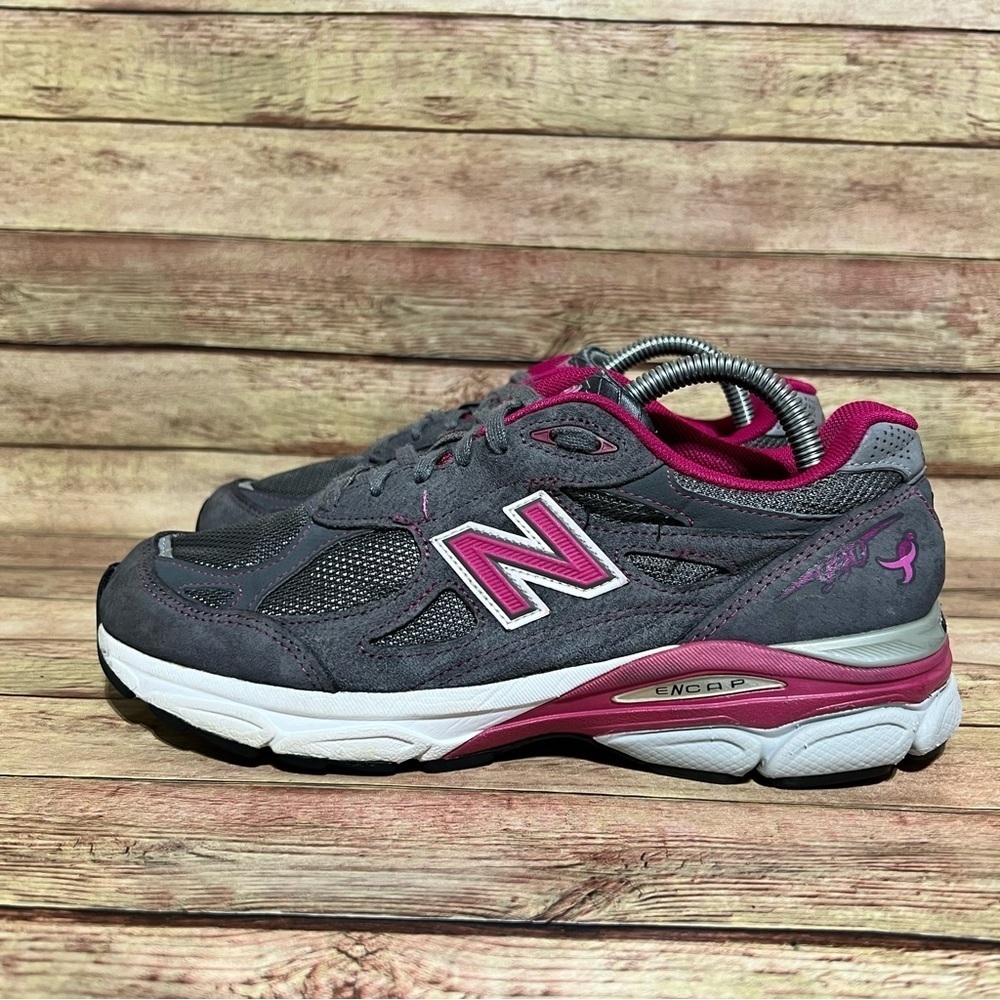 New Balance 990V3 “Made In USA” Breast Cancer Awarness